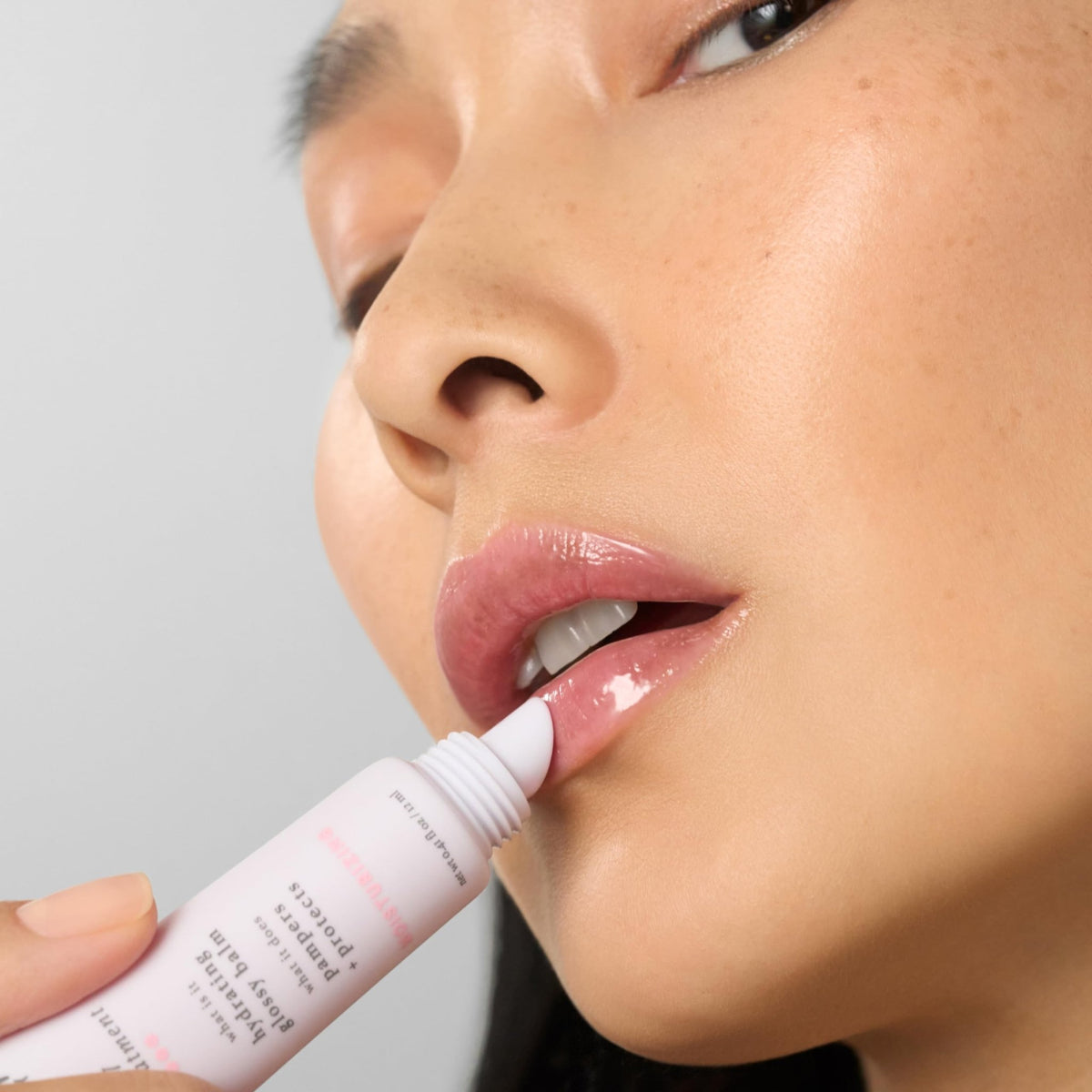 Julep 24/7 Lip Treatment – Hydrating & Glossy Lip Balm and Lip Sleeping Mask with Shea Butter – Moisturize - FENGGESTORE20