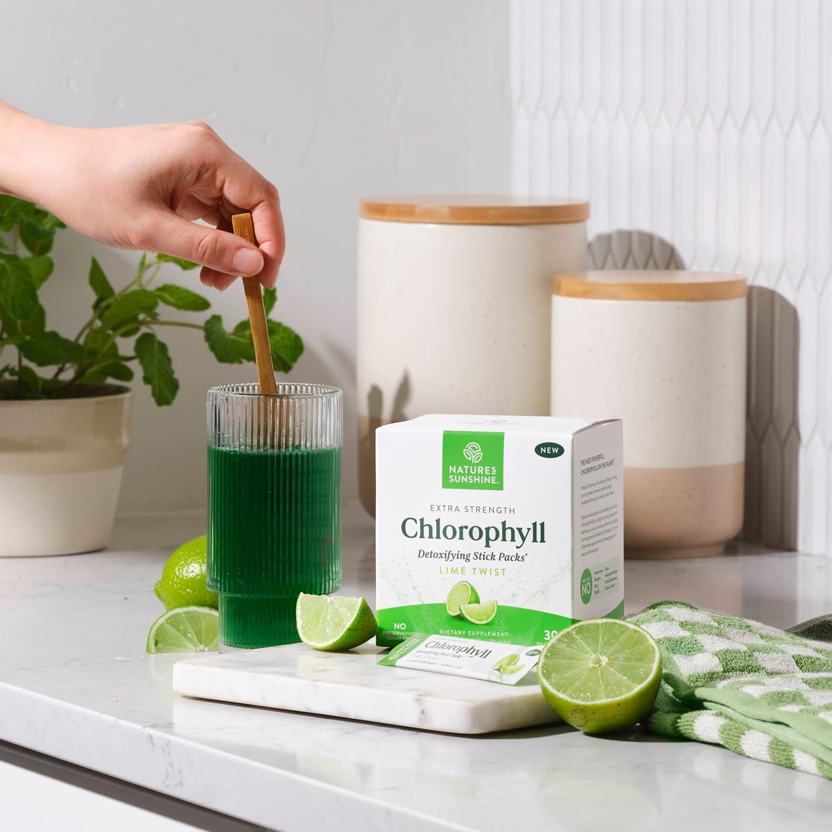 Nature's Sunshine Chlorophyll Stick Packs: Supercharge Your Detox and Boost Gut Health in Convenient, Delicious Stick Packs (Lime Twist) - FENGGESTORE20