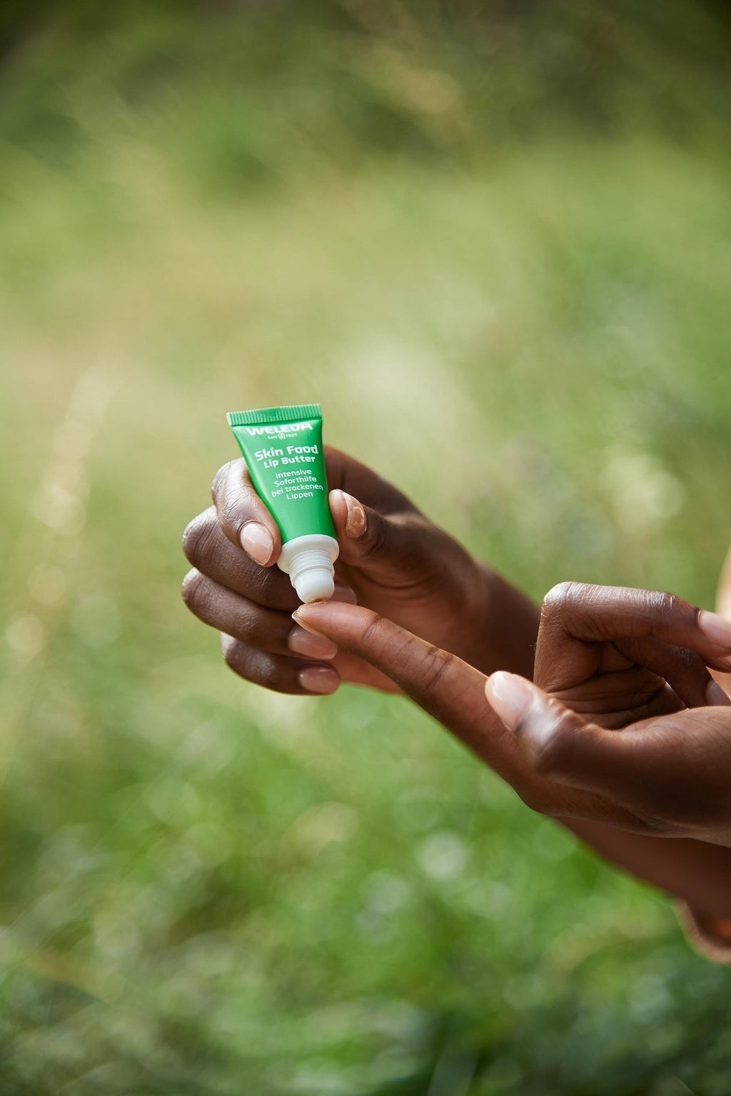 Weleda Skin Food Lip Butter, 0.27 Ounce, Plant Rich Moisturizing Lip Care with Sunflower Seed Oil, Chamomile and Calendula - FENGGESTORE20